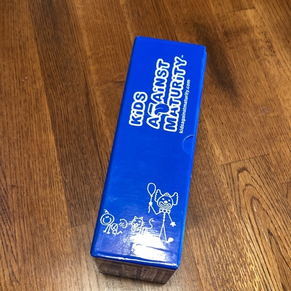 EUC KIDS AGAINST MATURITY Family Card Game - Picture 7 of 9